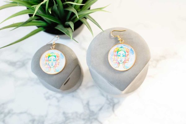 Boucle d’oreilles "JE SUIS MULTIFACETTE" – Image 2